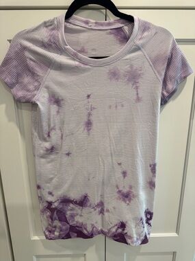 lululemon athletica White and Purple Tie-Dye Short Sleeve Top